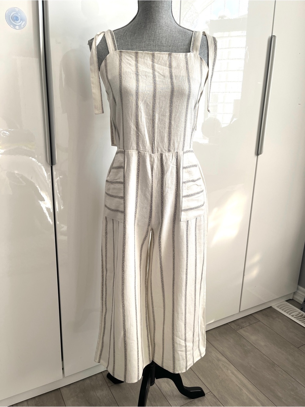 MONTEAU NWOT Women's Cream Linen Striped Tie-Shoulder Jumpsuit, Size L
